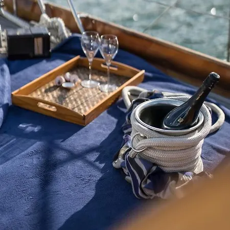 Vela D'epoca Parvati By Portido Bateau-hôtel