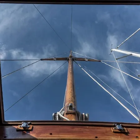 Hotel en barco Vela D'epoca Parvati By Portido