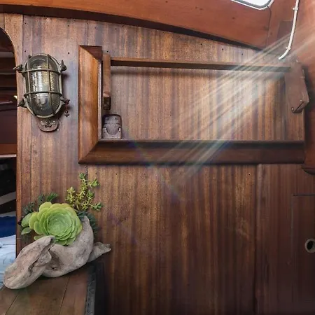 Vela D'epoca Parvati By Portido 船屋